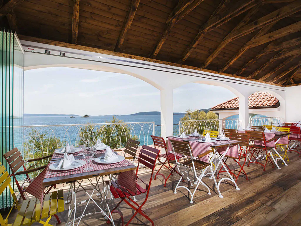 amadria-park-camping-trogir-restaurant-view