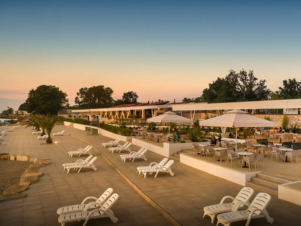 aminess-maravea-camping-resort-aminess-park-mareda-restaurants-and-bars