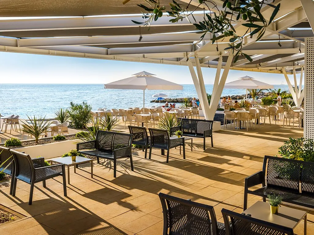 aminess-maravea-camping-resort-aminess-park-mareda-restaurants-and-bars-near-the-sea-iii