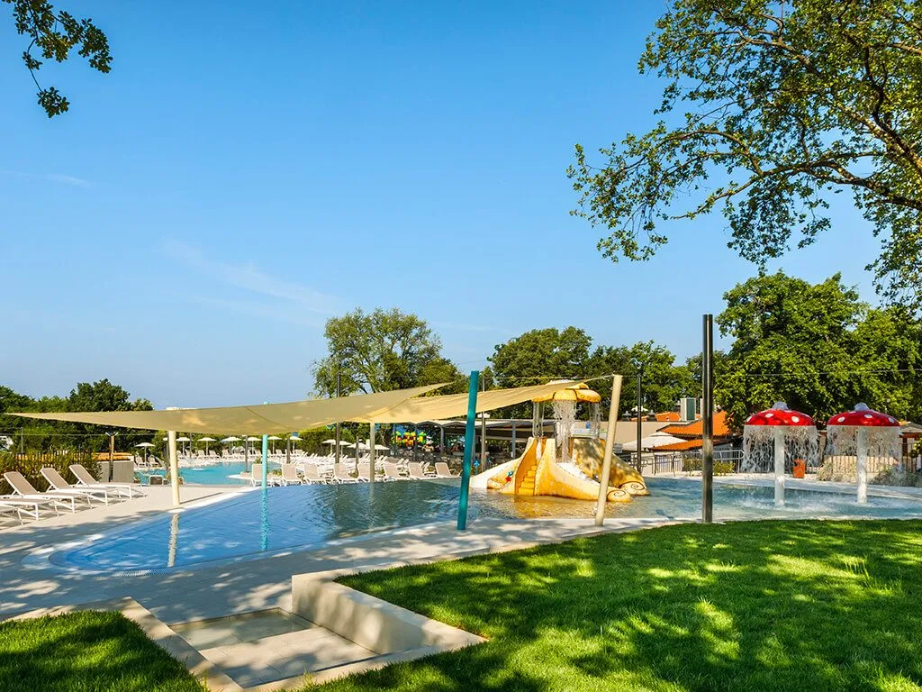 aminess-maravea-camping-resort-new-pool-v