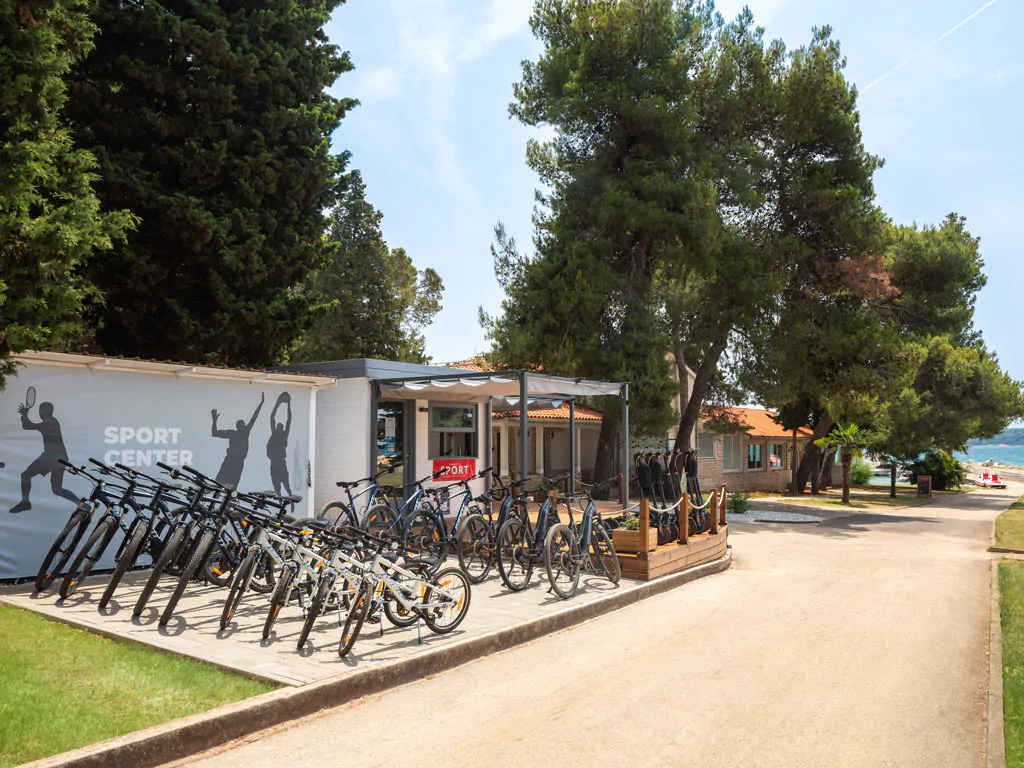 aminess-planet-camping-sirena-sport-rent-a-bike
