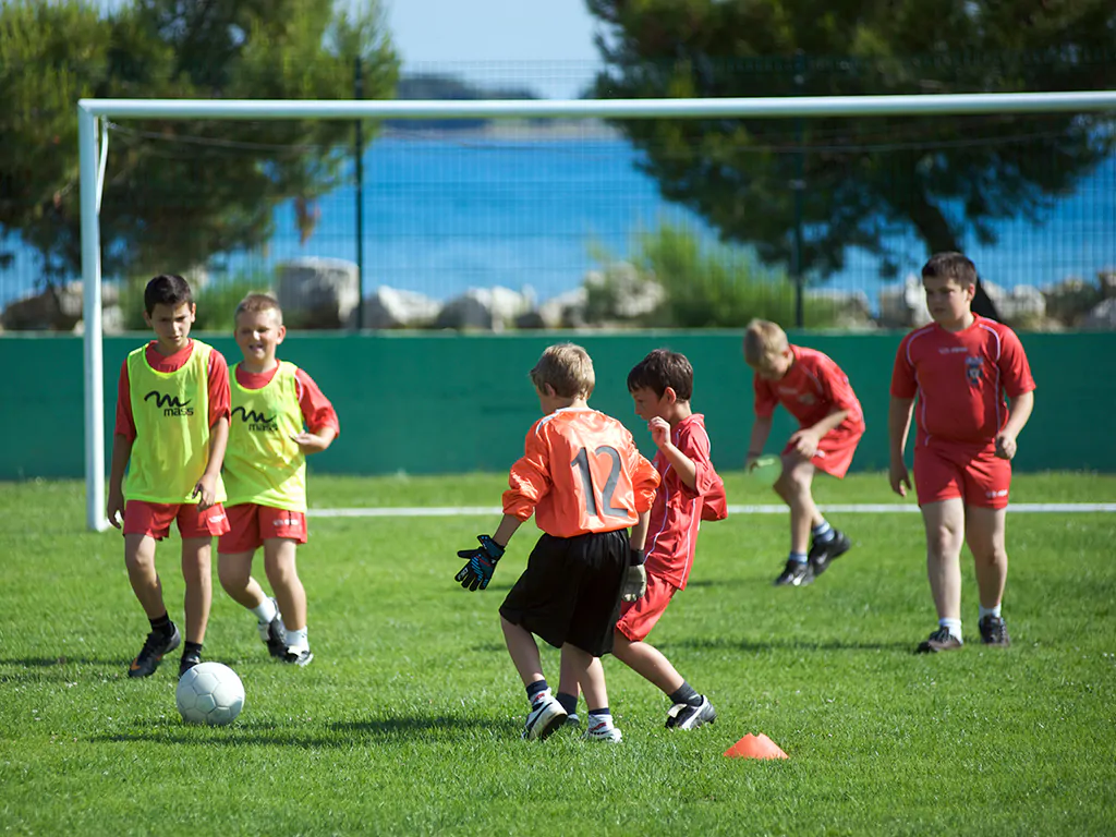 aminess-sirena-activities-footbal