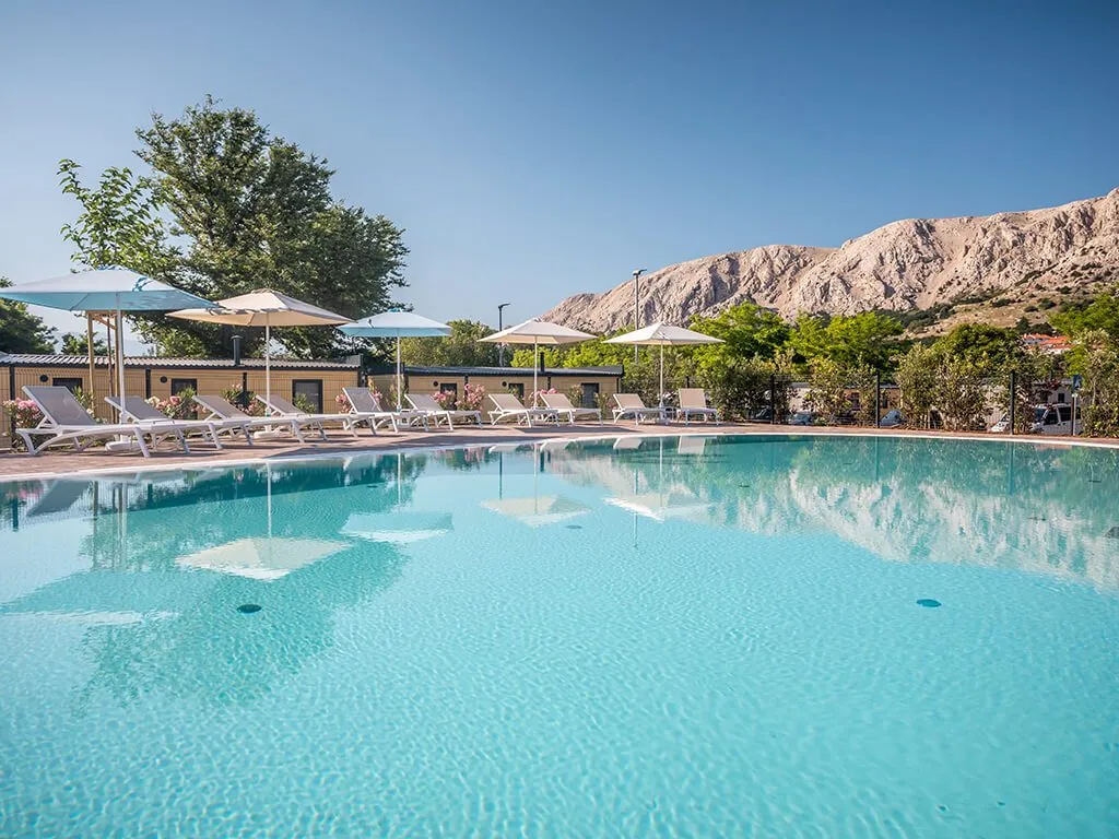 baska-beach-camping-resort-ex-zablace-new-pool