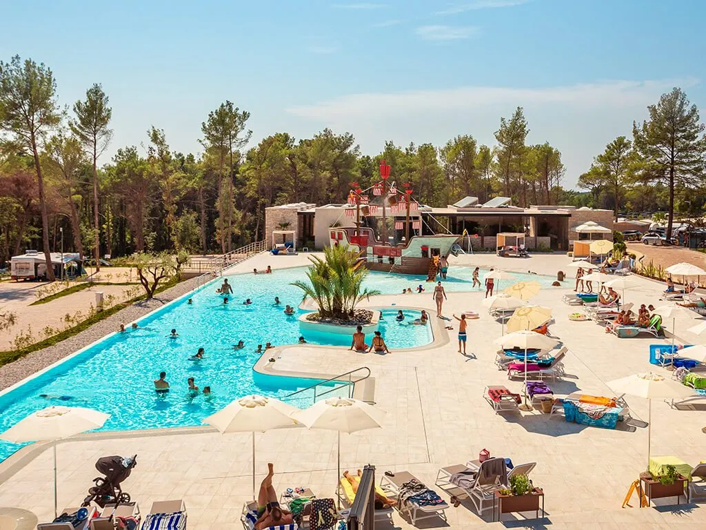 boutique-camping-santa-marina-air-view