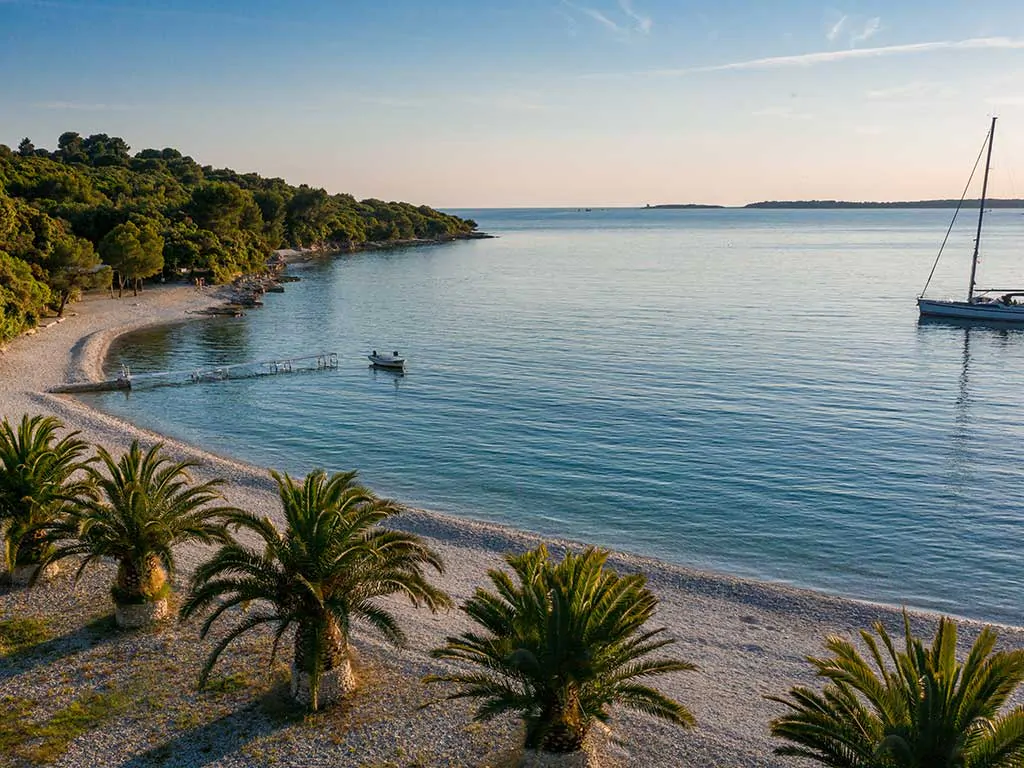 brioni-sunny-camping-camping-beach