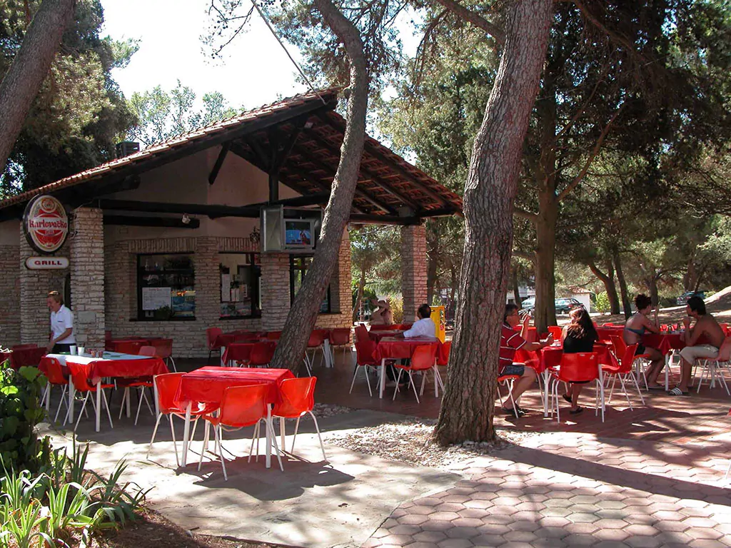 brioni-sunny-camping-restaurant