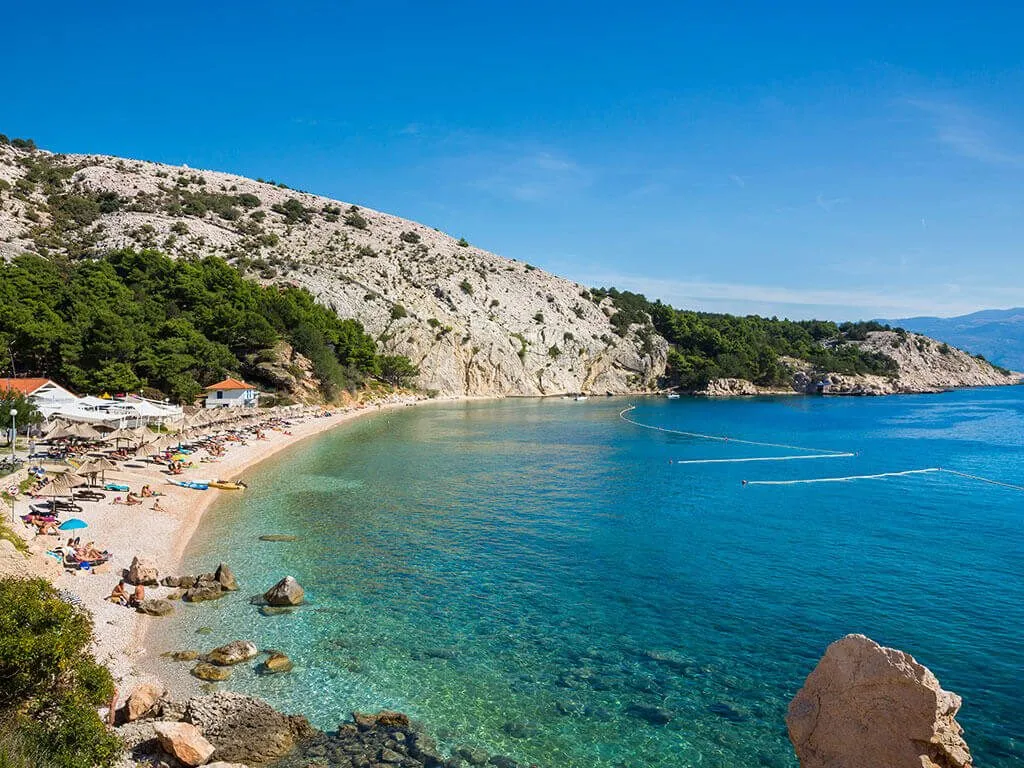 bunculuka-camping-resort-beach