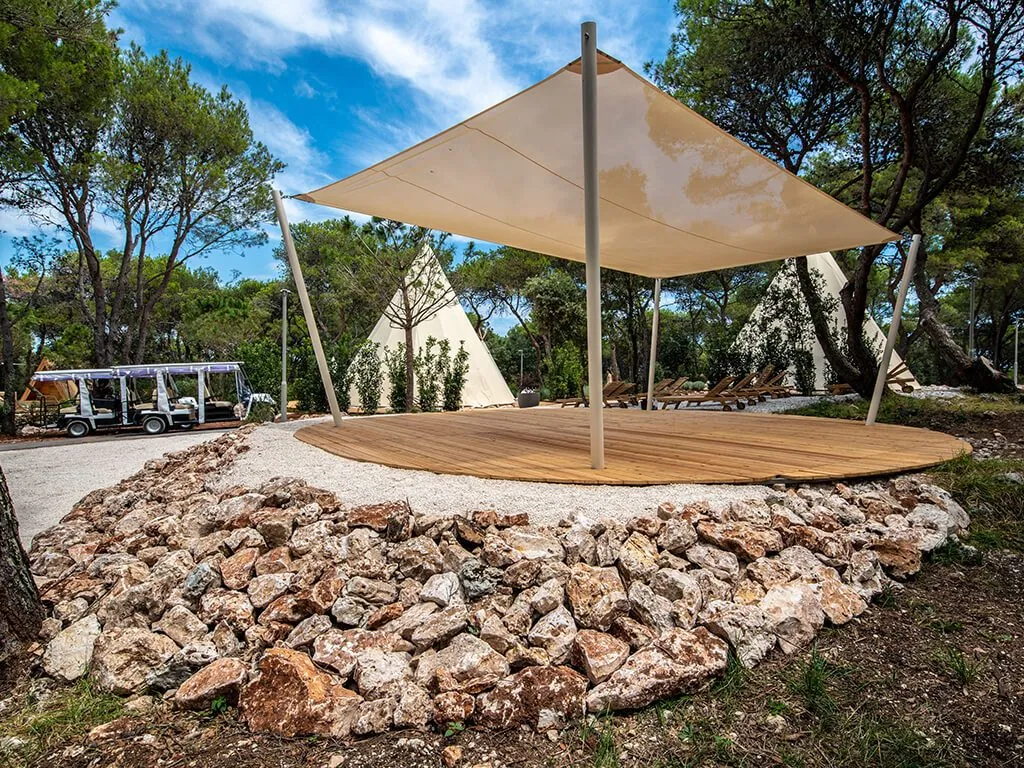 camping-arena-one-99-glamping-relax-zone-i