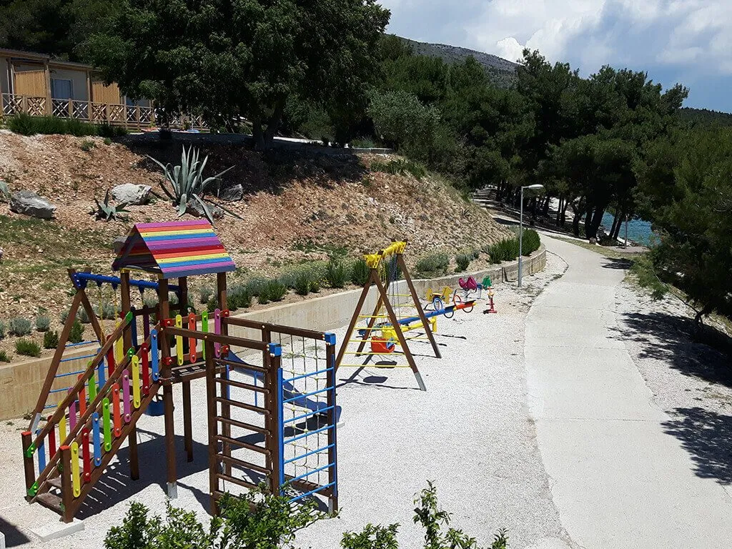 camping-belvedere-vranjica-children-playground-i