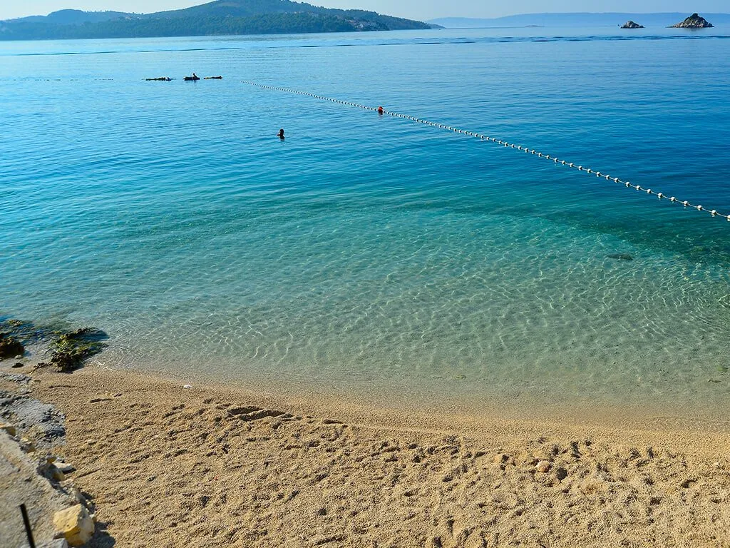camping-belvedere-vranjica-sandy-beach