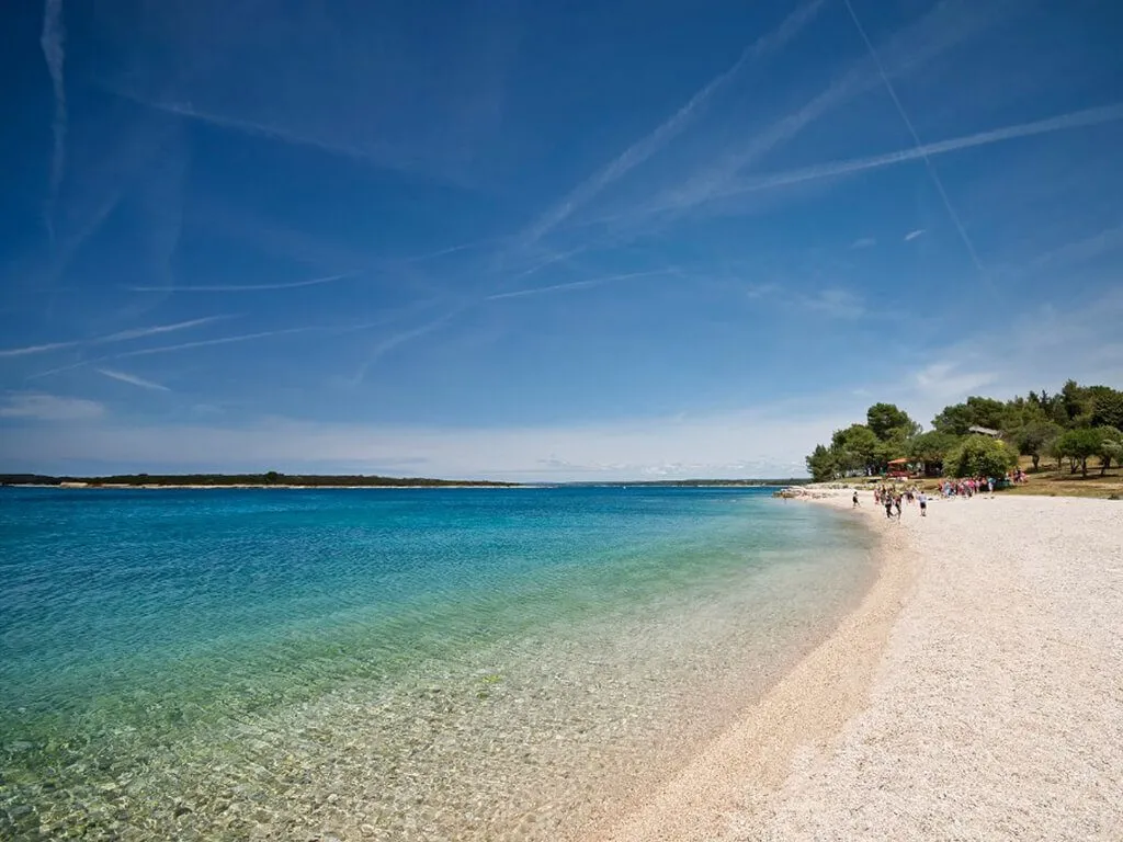 camping-brioni-beach-sea-view