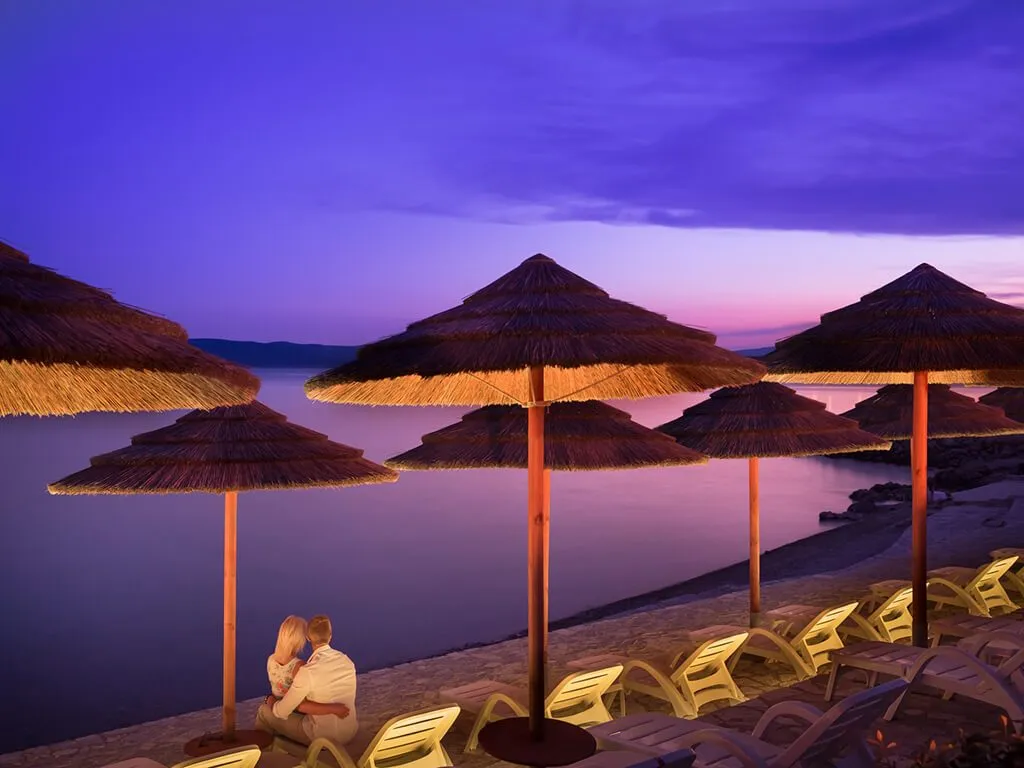 camping-krk-sunset-romantic-for-couples