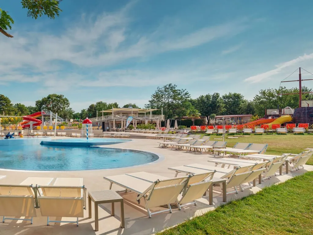 camping-lanterna-new-family-aquapark-ii