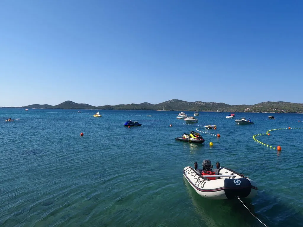 camping-ljutic-beach-iii