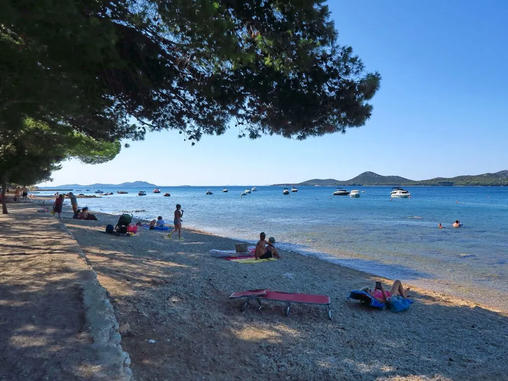 camping-ljutic-beach-iv