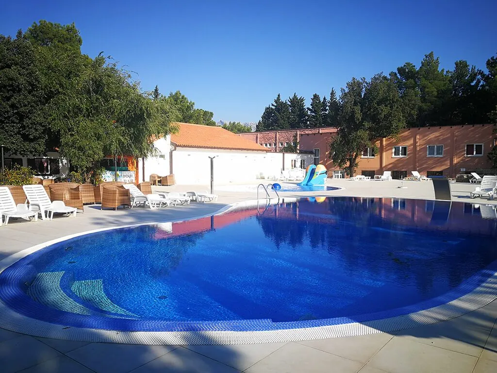 camping-paklenica-pool