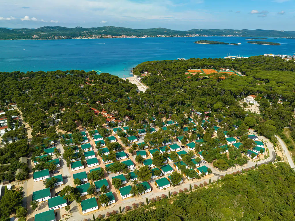 camping-park-soline-air-view-campsite