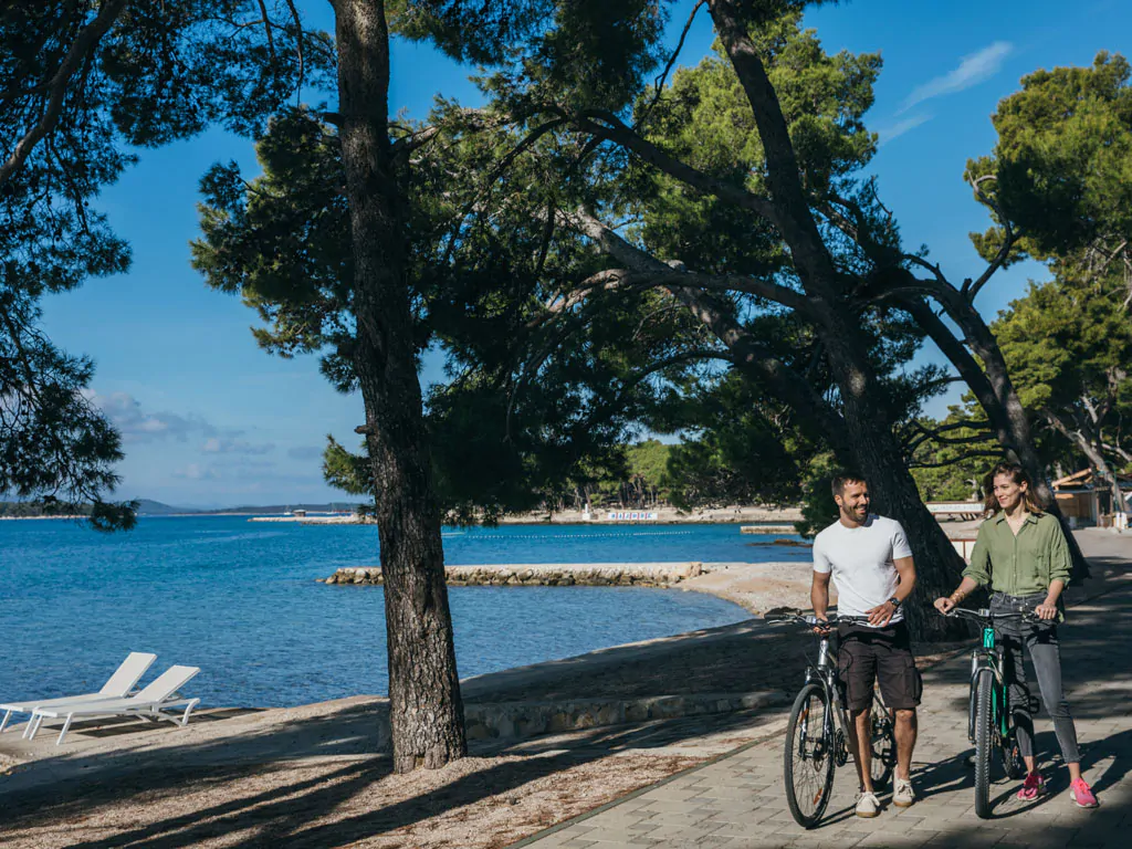 camping-park-soline-bike-tour