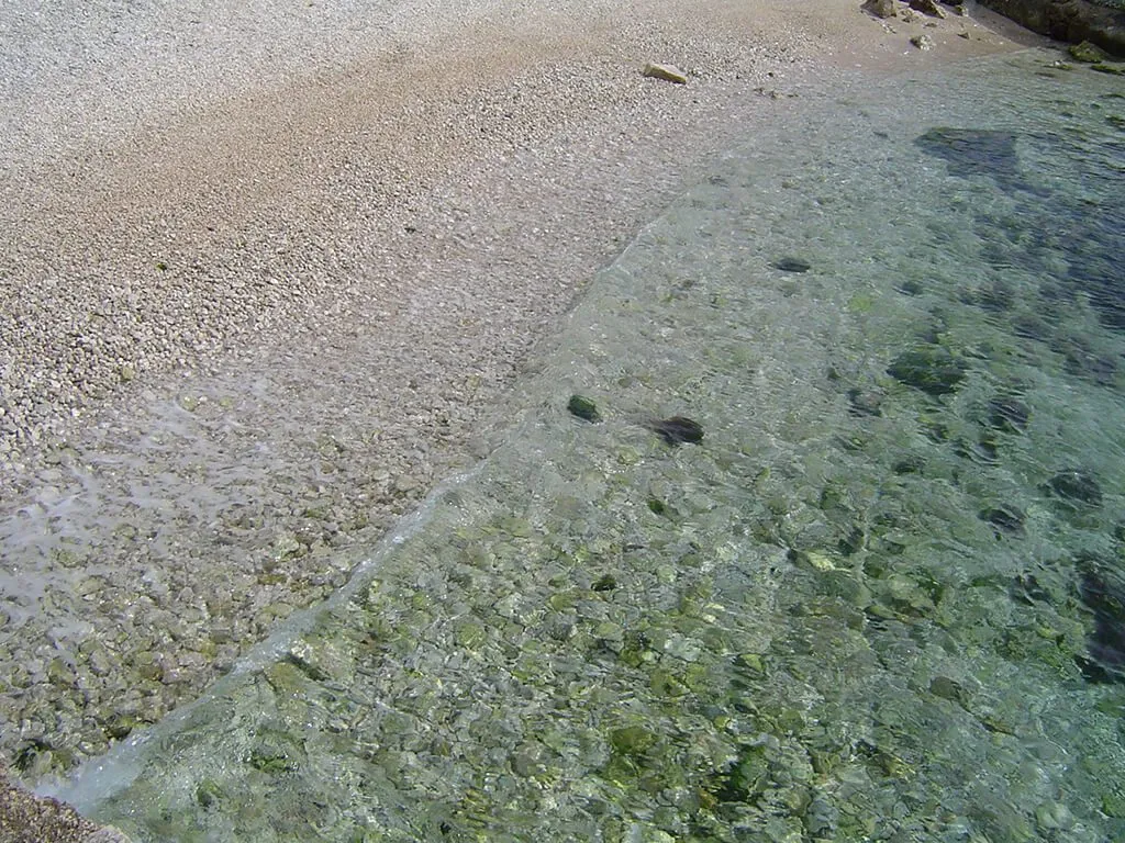 camping-porton-biondi-clear-sea
