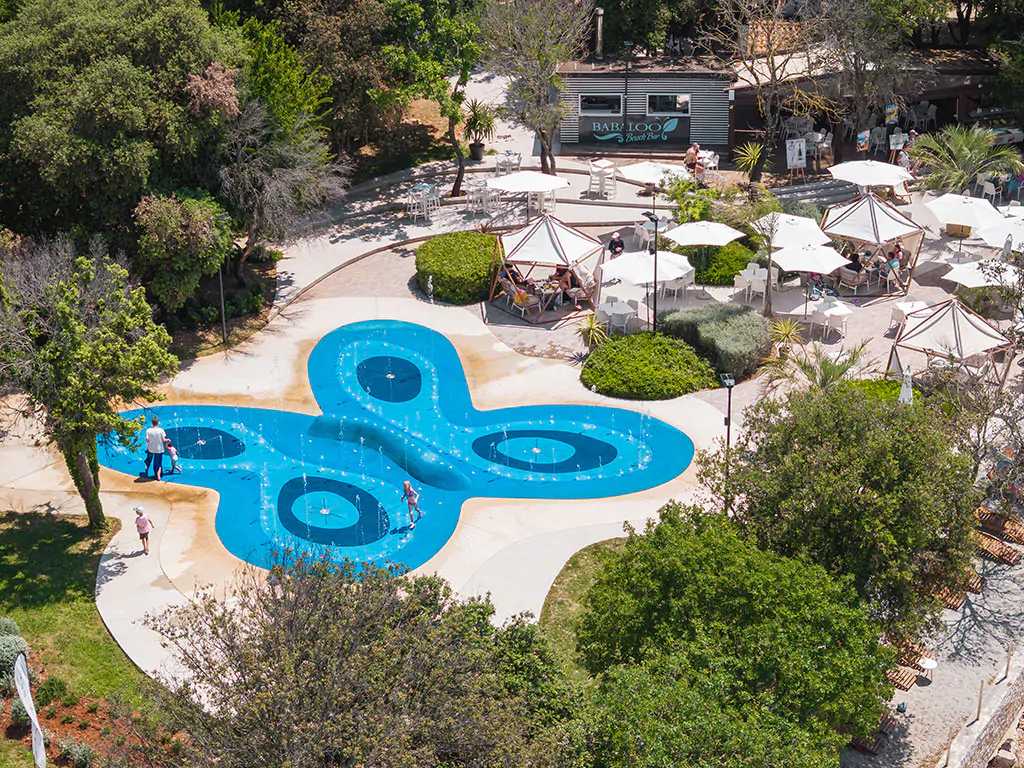 camping-resort-mon-perin-exterier-butterfly