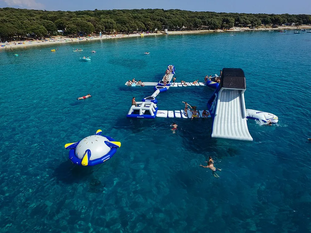 camping-strasko-fun-on-the-sea-aquapark
