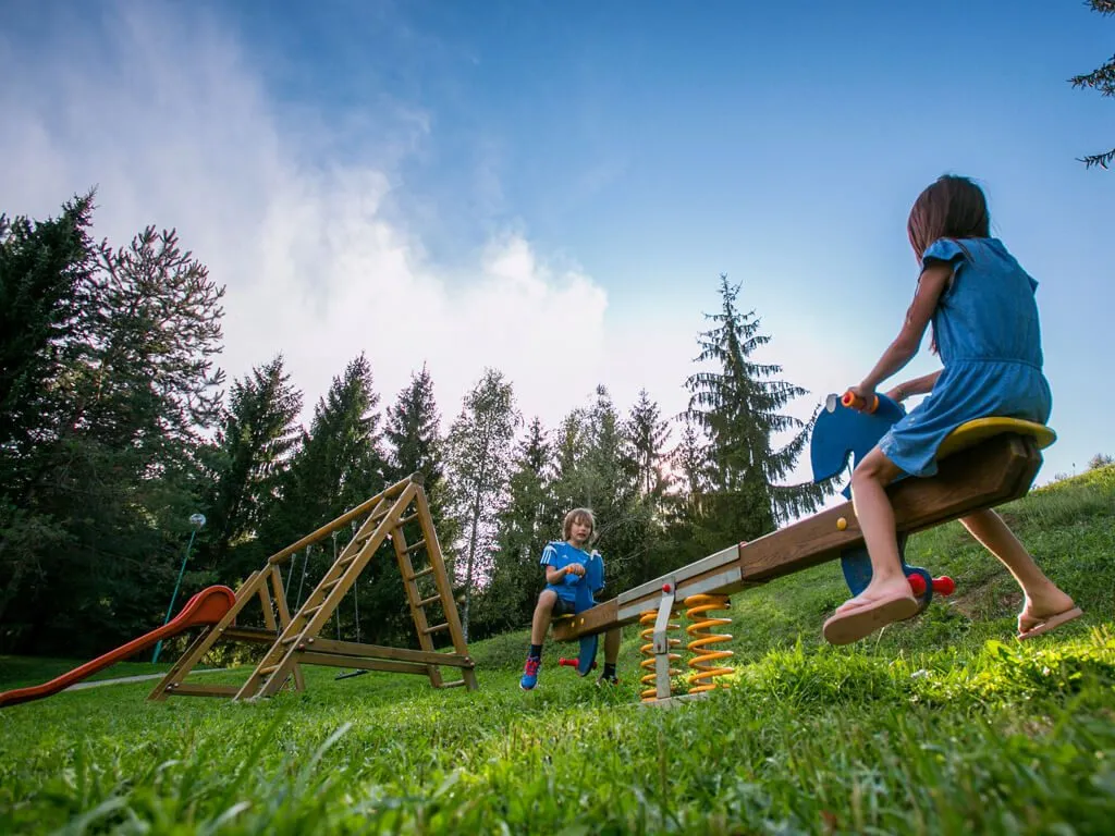 camping-turist-grabovac-children-playground-2
