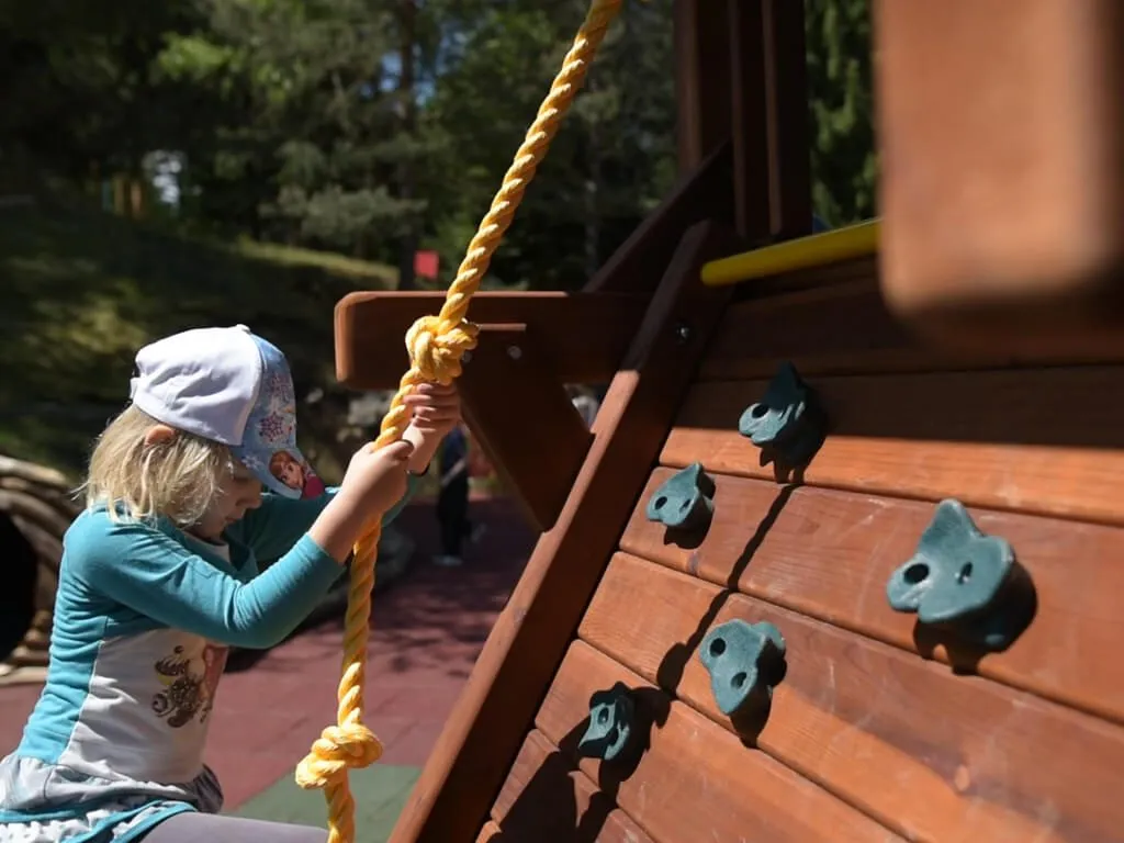 camping-turist-grabovac-children-playground-ii
