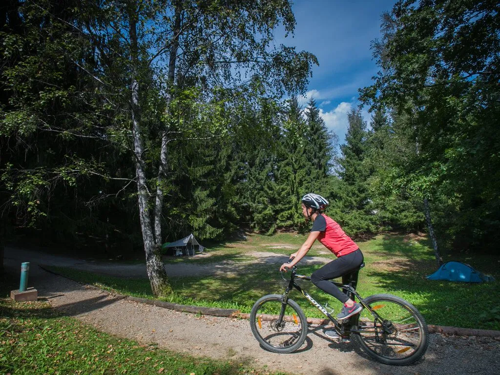 camping-turist-grabovac-cycling-in-nature