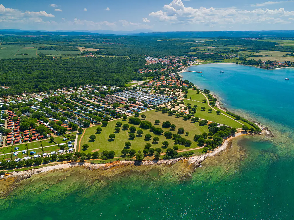 campsite-park-umag-mobile-homes-air-view