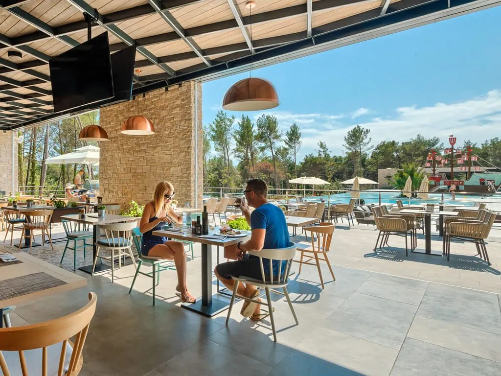 campsite-santa-marina-restaurant-da-giusto-lunch-ii