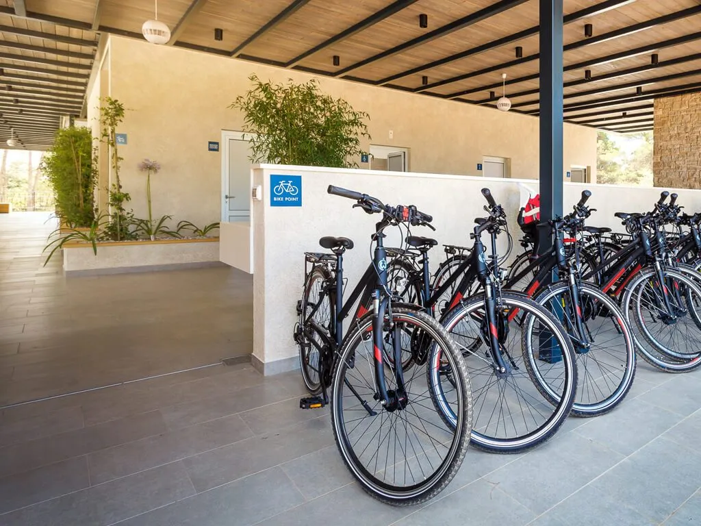 campsite-santa-marina-bike-point