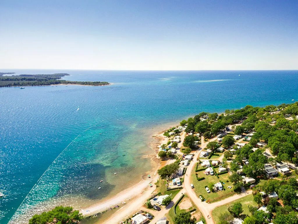 naturist-camping-solaris-air-view-on-the-islands-and-beach-2
