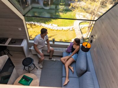 plitvice-camping-resort-mobile-home-tree-house-inerior