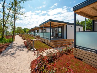solaris-naturist-camping-resort-studio-comfort-mobile-home-interior-3