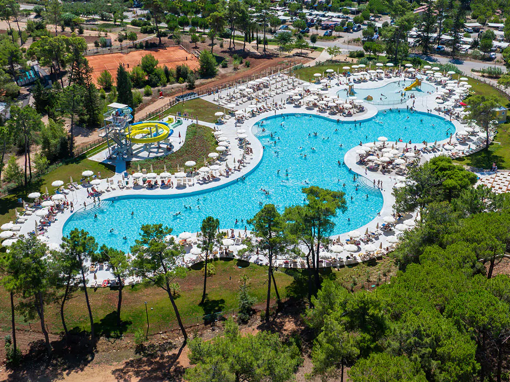 zaton-holiday-resort-new-pool-complex