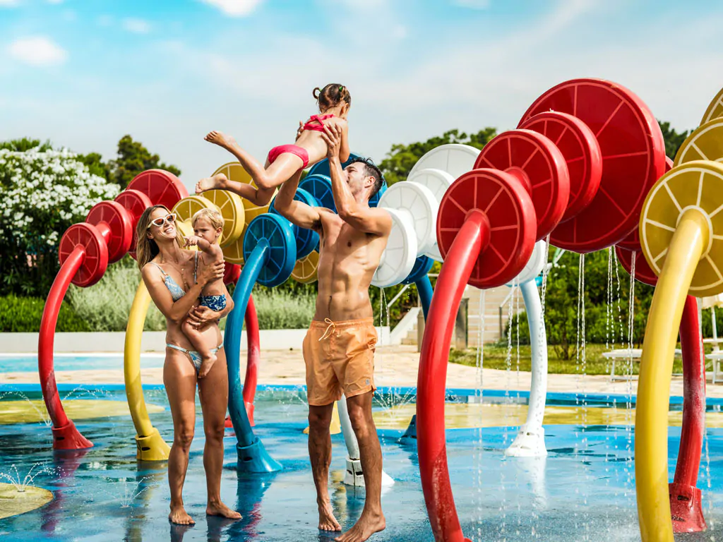 zaton-holiday-resort-spray-park