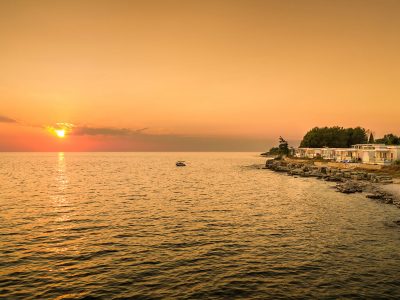 aminess-maravea-camping-resort-amber-sea-luxury-village-sunset