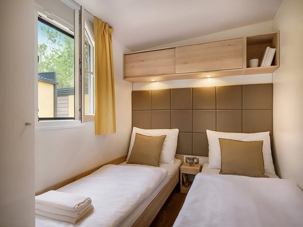 baska-beach-camping-resort-vela-bay-premium-bedroom-ii