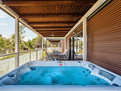 boutique-camping-santa-marina-luxury-mobile-homes-with-jacuzzi