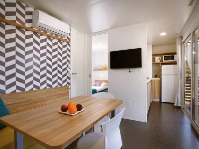 camping-aminess-park-mareda-mediterranean-prestige-mobile-home-interior-i-3