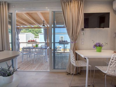 camping-baska-beach-camping-resort-marena-mobile-home-interior-iii