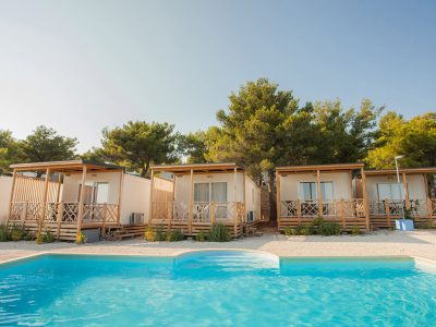 camping-belvedere-mobile-homes-with-pool