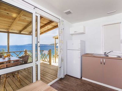 camping-belvedere-vranjica-mobile-homes-interior-2