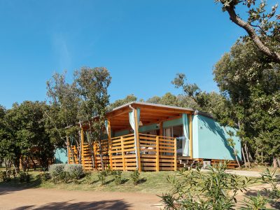 camping-mon-perin-prestige-mobile-home-exterior