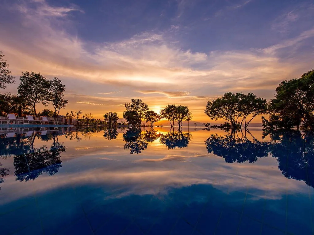 camping-omisalj-pool-2
