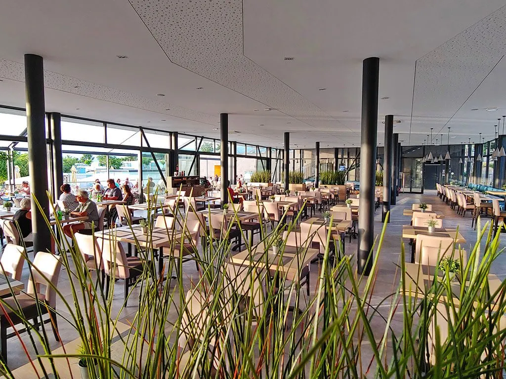 camping-omisalj-restaurant