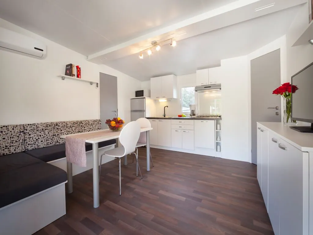 camping-polari-mobilehomes-standard-interior-ii