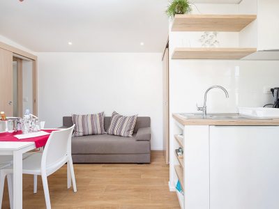 camping-porto-sole-standard-mobile-homes-interior-vi-2