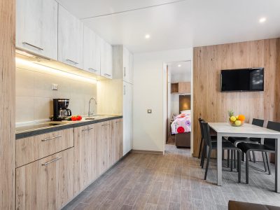 camping-santa-marina-interior-of-premium-comfort-mobile-home-iii