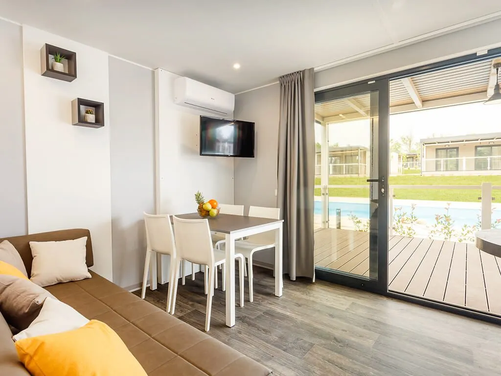 camping-santa-marina-interior-of-premium-family-mobile-home-i-2